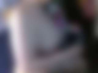 Salmamilf's Live Sex Cam Show