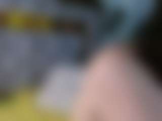 Live cam show with Salmamilf - Flashing on milfzrlive.com
