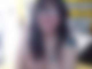 Live cam show with Salmamilf - Anal MILF on Milf Play