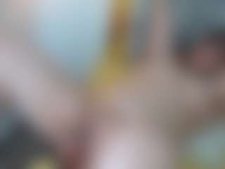 Salmamilf's Live Sex Cam Show