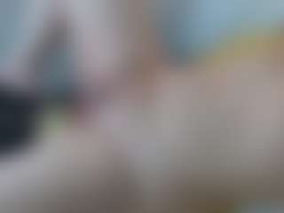 Salmamilf's Live Sex Cam Show