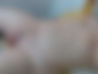 Salmamilf's Live Sex Cam Show