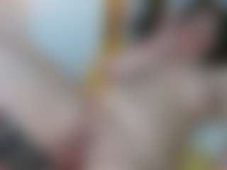 Salmamilf's Live Sex Cam Show