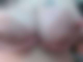 Salmamilf's Live Sex Cam Show