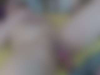 Salmamilf's Live Sex Cam Show