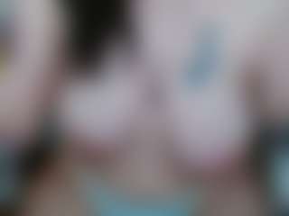 Salmamilf's Live Sex Cam Show