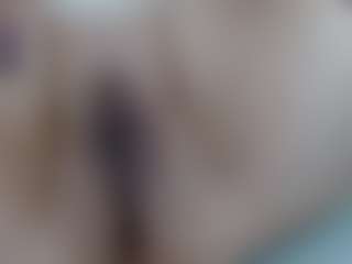 Salmamilf's Live Sex Cam Show