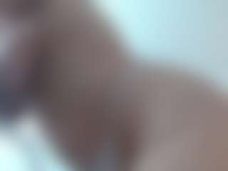 Salmamilf's Live Sex Cam Show