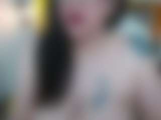 Salmamilf's Live Sex Cam Show