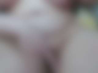 Salmamilf's Live Sex Cam Show