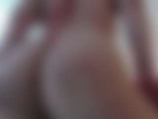 Salmamilf's Live Sex Cam Show