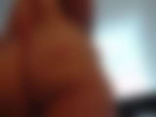 Salmamilf's Live Sex Cam Show