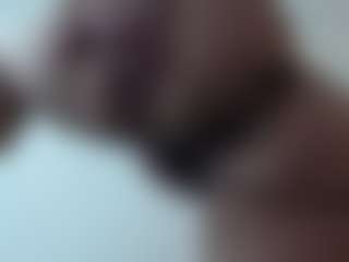 Salmamilf's Live Sex Cam Show