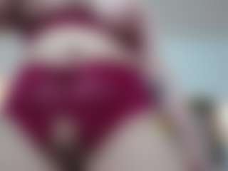 Salmamilf's Live Sex Cam Show