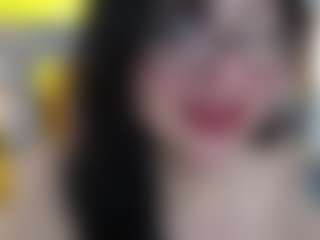 Salmamilf's Live Sex Cam Show