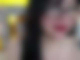 Salmamilf's Live Sex Cam Show