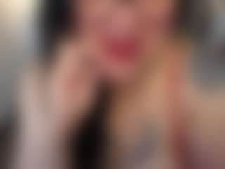 Salmamilf's Live Sex Cam Show