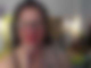 Salmamilf's Live Sex Cam Show