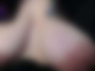 Salmamilf's Live Sex Cam Show