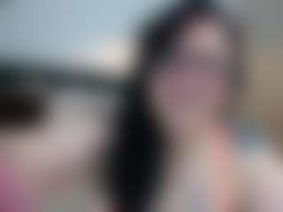 Salmamilf's Live Sex Cam Show