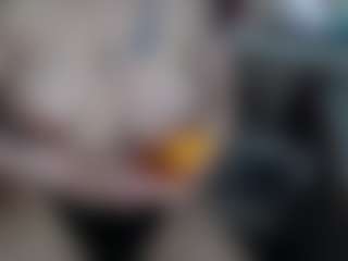 Salmamilf's Live Sex Cam Show