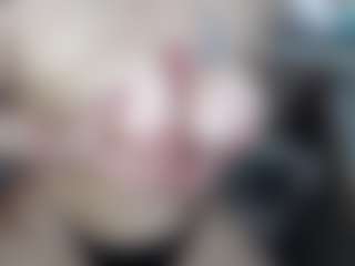 Salmamilf's Live Sex Cam Show