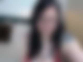 Salmamilf's Live Sex Cam Show