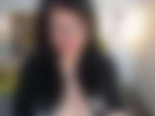 Salmamilf's Live Sex Cam Show
