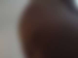 Salmamilf's Live Sex Cam Show