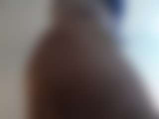 Live cam show with Salmamilf - Strip Mature on Mixed Magazine Live