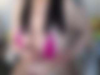Salmamilf MILF webcam performer live streaming