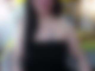 Salmamilf's Live Sex Cam Show