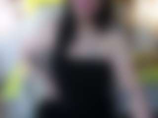 Salmamilf MILF webcam performer live streaming