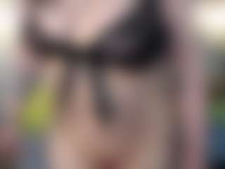 Salmamilf's Live Sex Cam Show