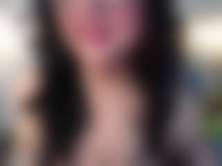 Salmamilf's Live Sex Cam Show