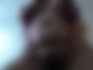 Salmamilf MILF webcam performer live streaming