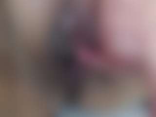 Salmamilf's Live Sex Cam Show