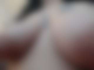 Salmamilf's Live Sex Cam Show