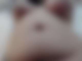 Salmamilf's Live Sex Cam Show