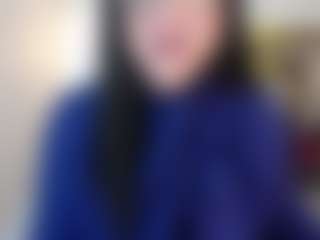 Salmamilf's Live Sex Cam Show