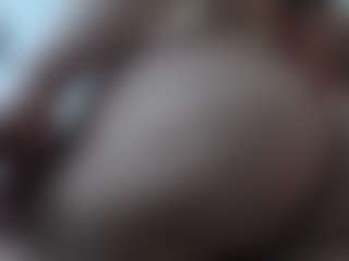 Salmamilf's Live Sex Cam Show