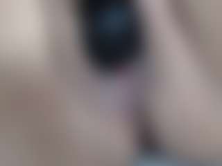 Salmamilf's Live Sex Cam Show