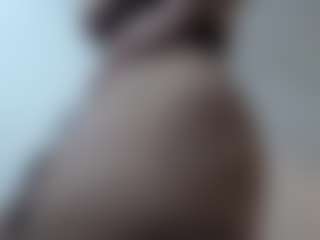 Salmamilf's Live Sex Cam Show