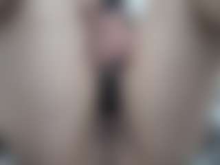 Salmamilf's Live Sex Cam Show