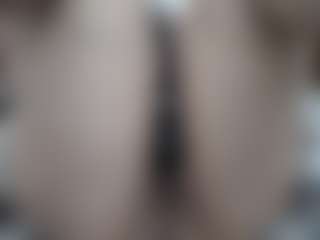 Salmamilf's Live Sex Cam Show