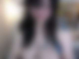 Salmamilf's Live Sex Cam Show
