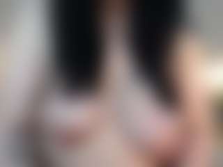 Salmamilf's Live Sex Cam Show