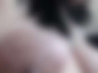 Salmamilf's Live Sex Cam Show