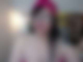 Live cam show with Salmamilf - Big Ass MILF on CamwithHer
