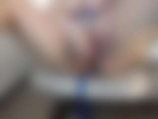 Live cam show with Salmamilf - Brown Eyes Mature on Nude Chat * 1 On 1 Webcam Sex * Live Cam Show